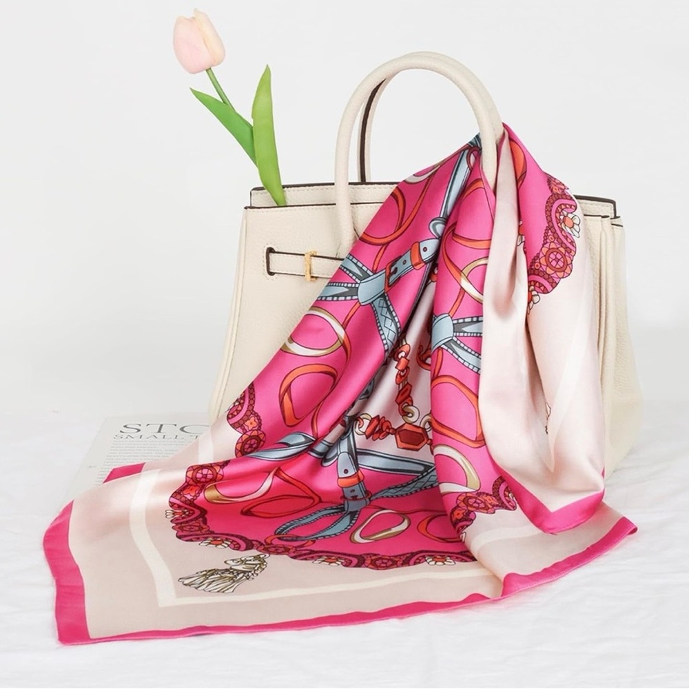 Elegant Pink Twillies - Picture 8 of 16